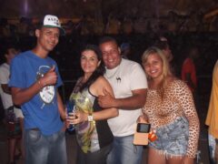 Oktober 10 Anos